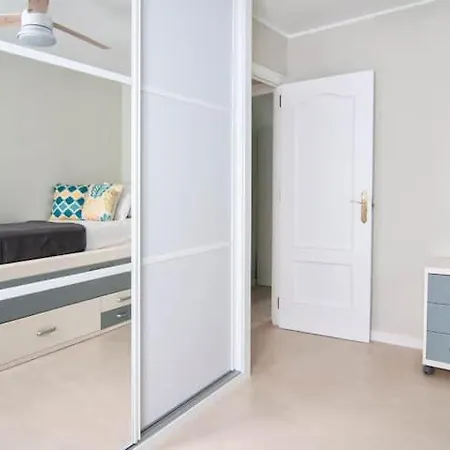 Precioso Y Tranquilo Apartamento En * 세비야